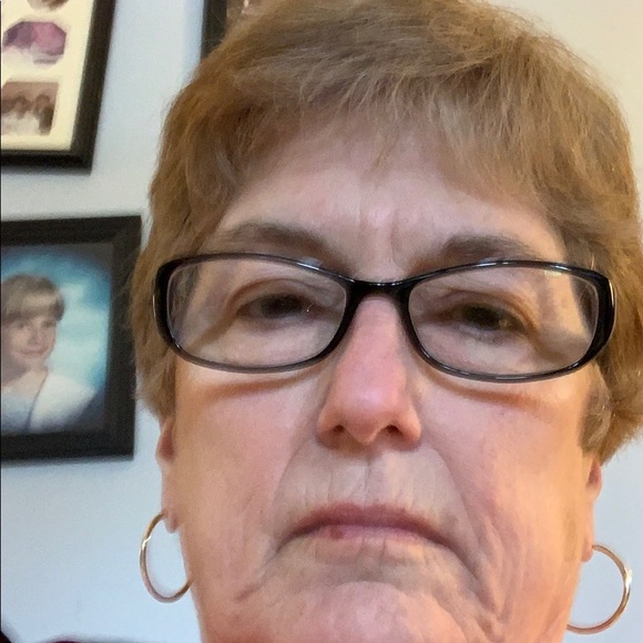 Meet your Posher, Lynn - Picture 1 of 1